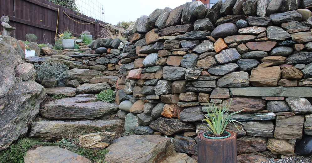 Dry Stone wall with steps